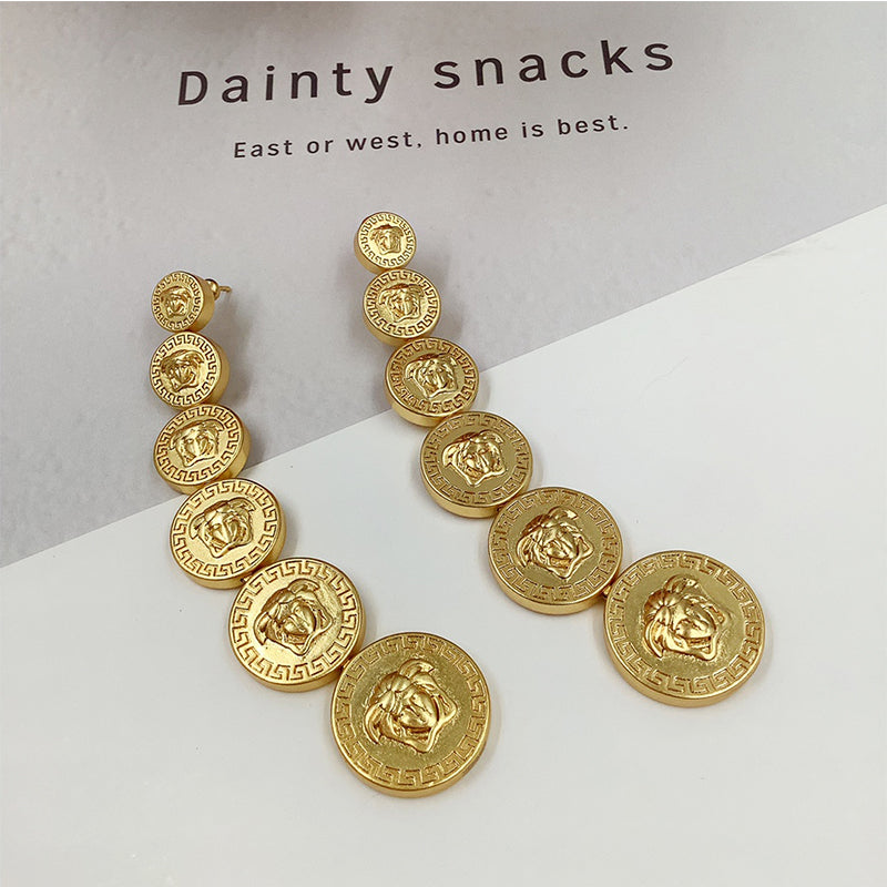 3V158EDE Stylish Earrings