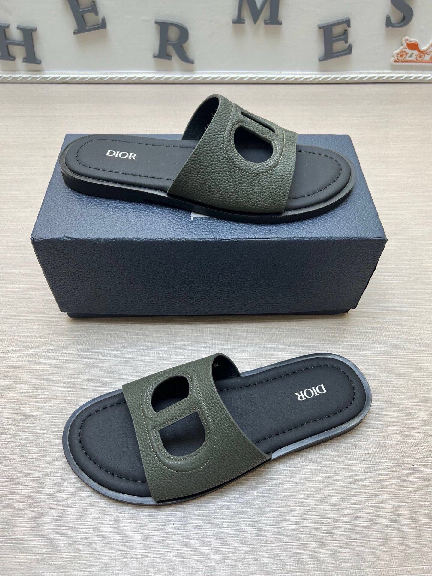 535ZD306ZDE Stylish Slippers