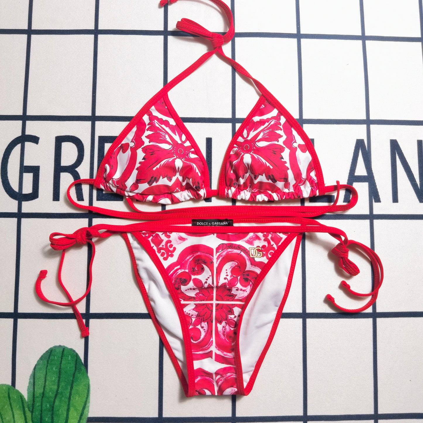 14A10YDE Stylish Bikini swimsuit
