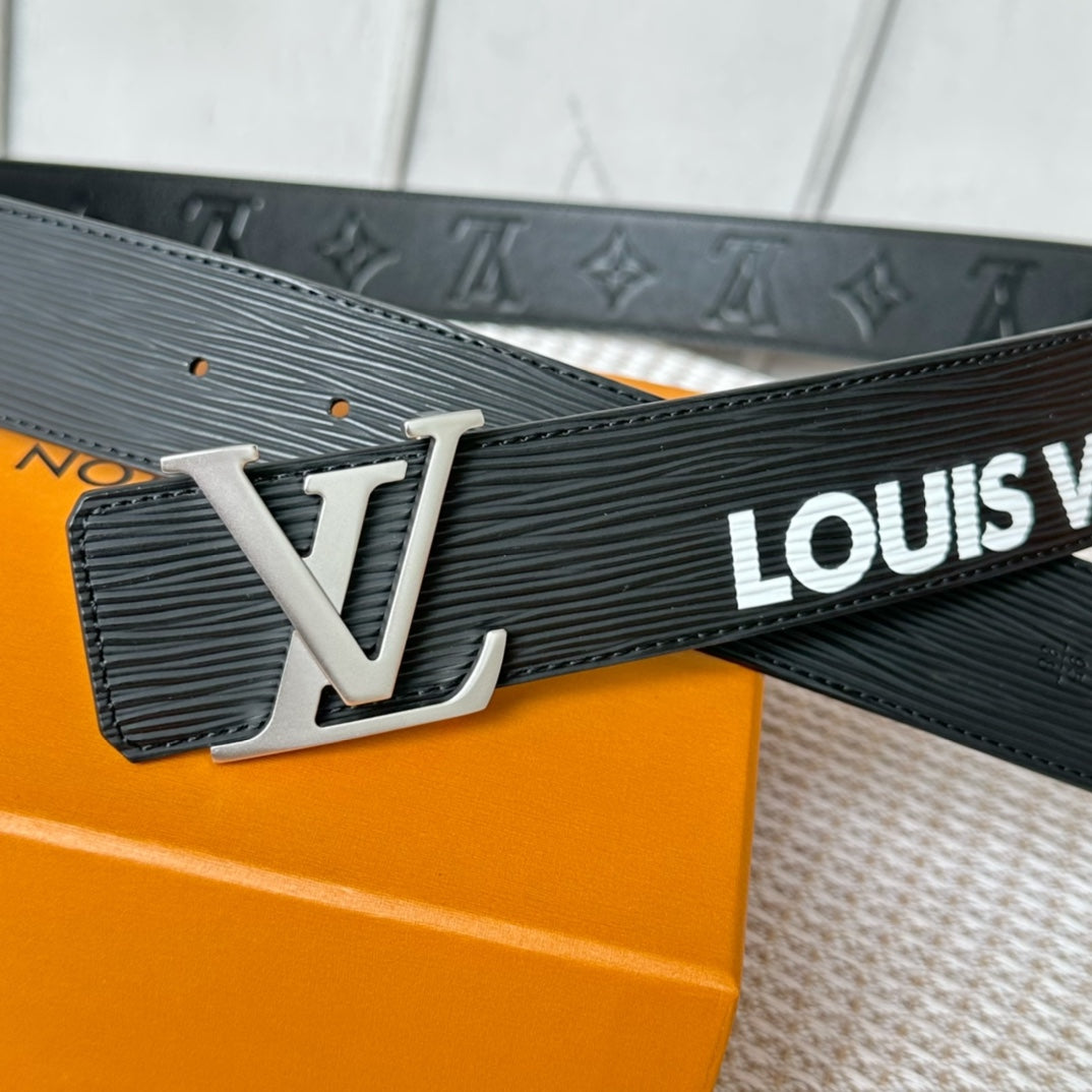 14E57PDE Stylish High quality belt With full package