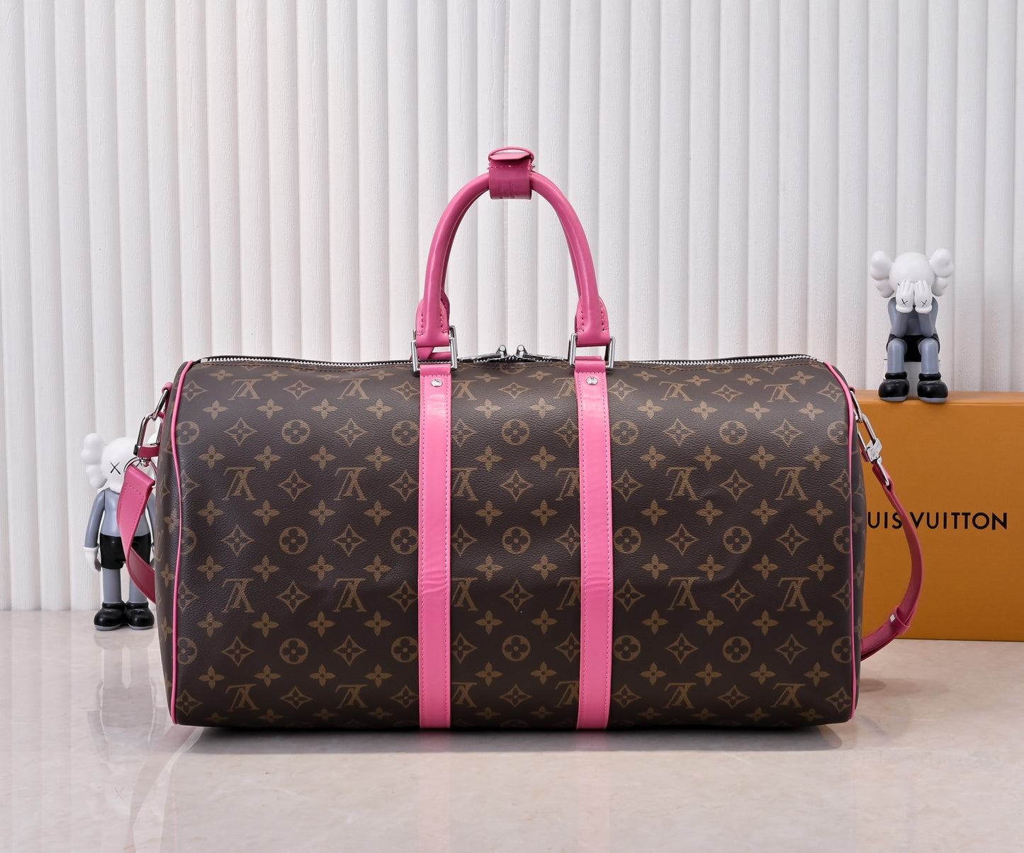 165NE89BDE Stylish leather luggage bags
