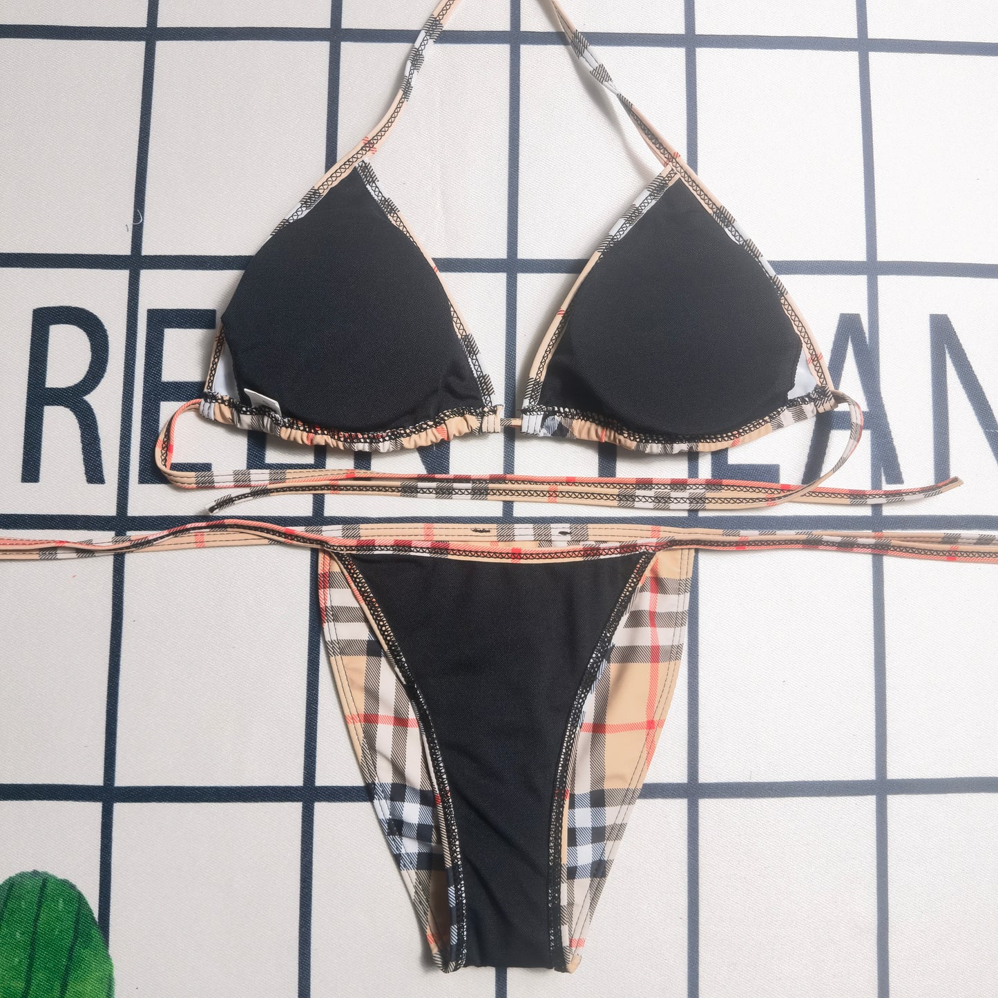 14R20YDE Stylish Bikini swimsuit