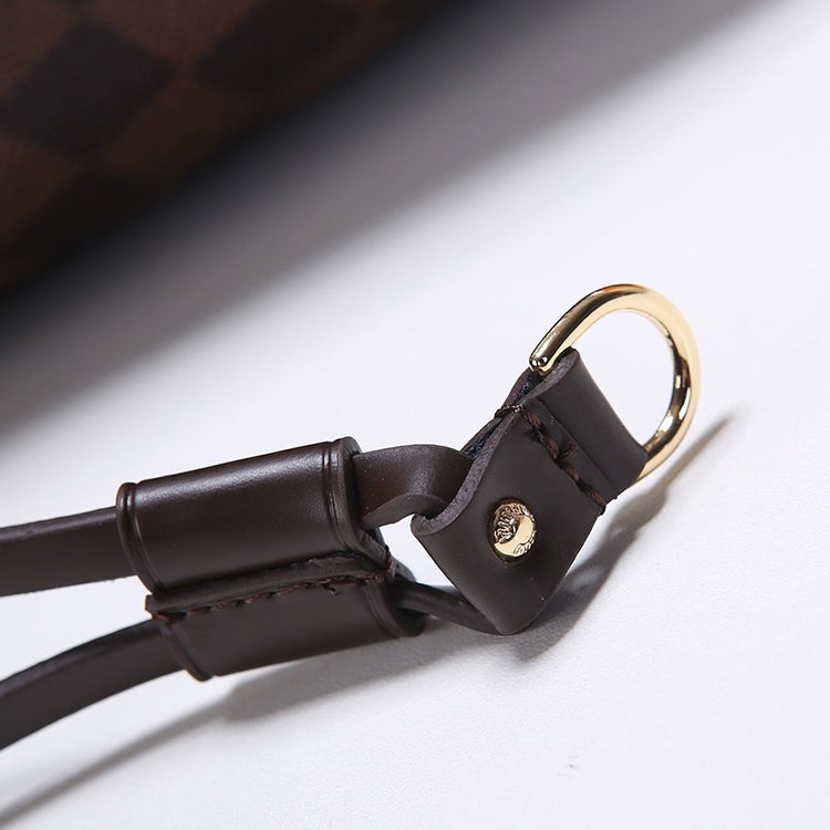 2E3BDE Stylish leather bag