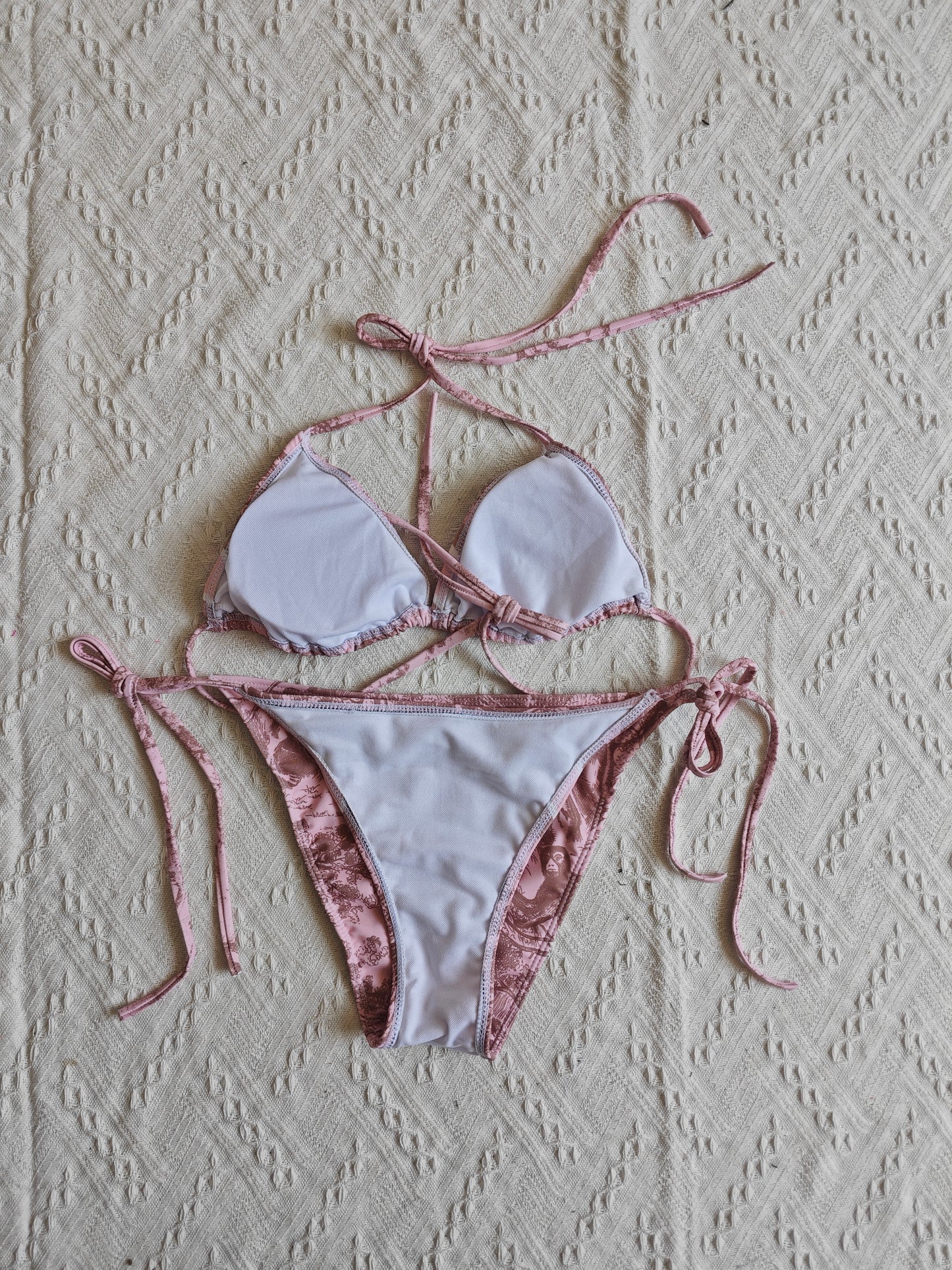 14D2YDE Stylish Bikini swimsuit