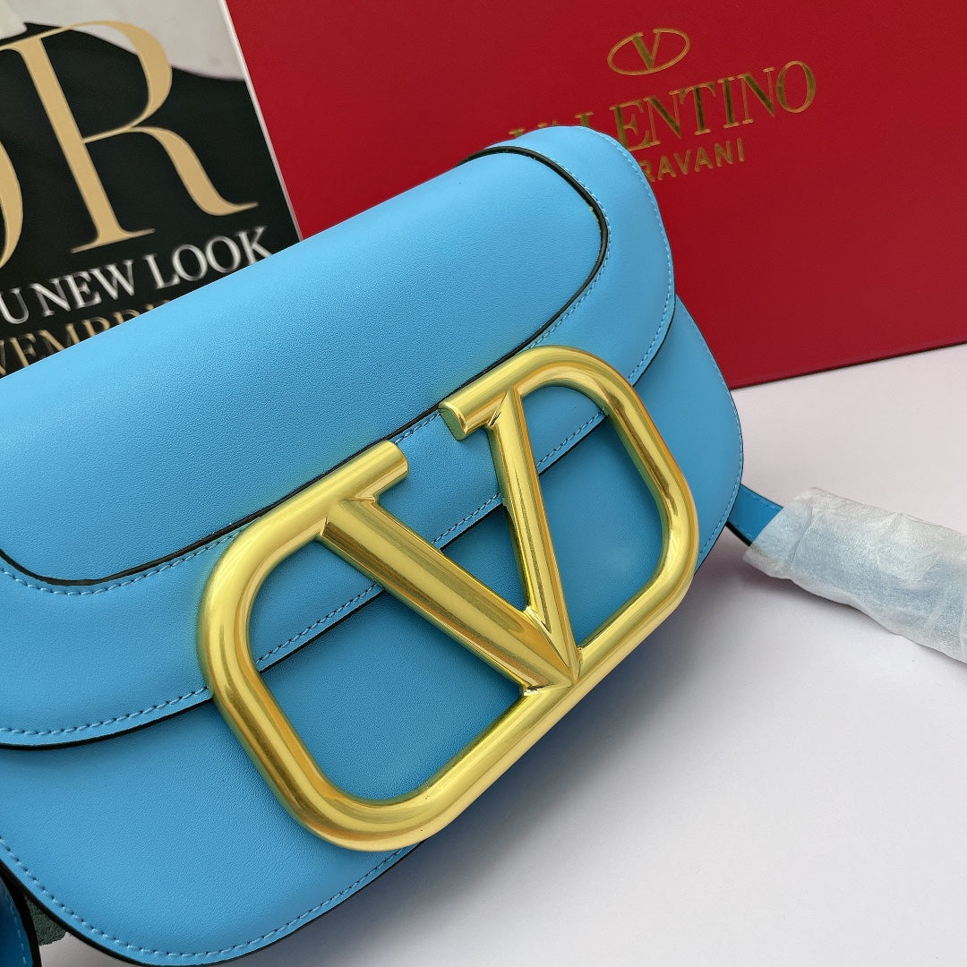 5A45BDE Stylish leather bag