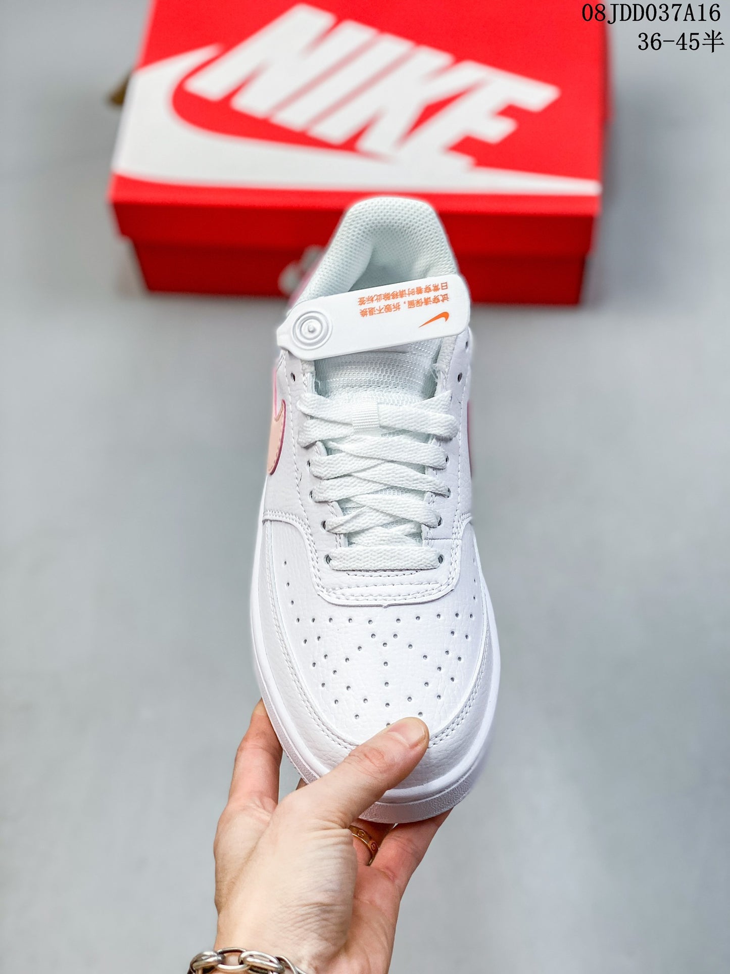 4YN56ZDE Stylish Sneakers (No Box, August-October Big Sale)