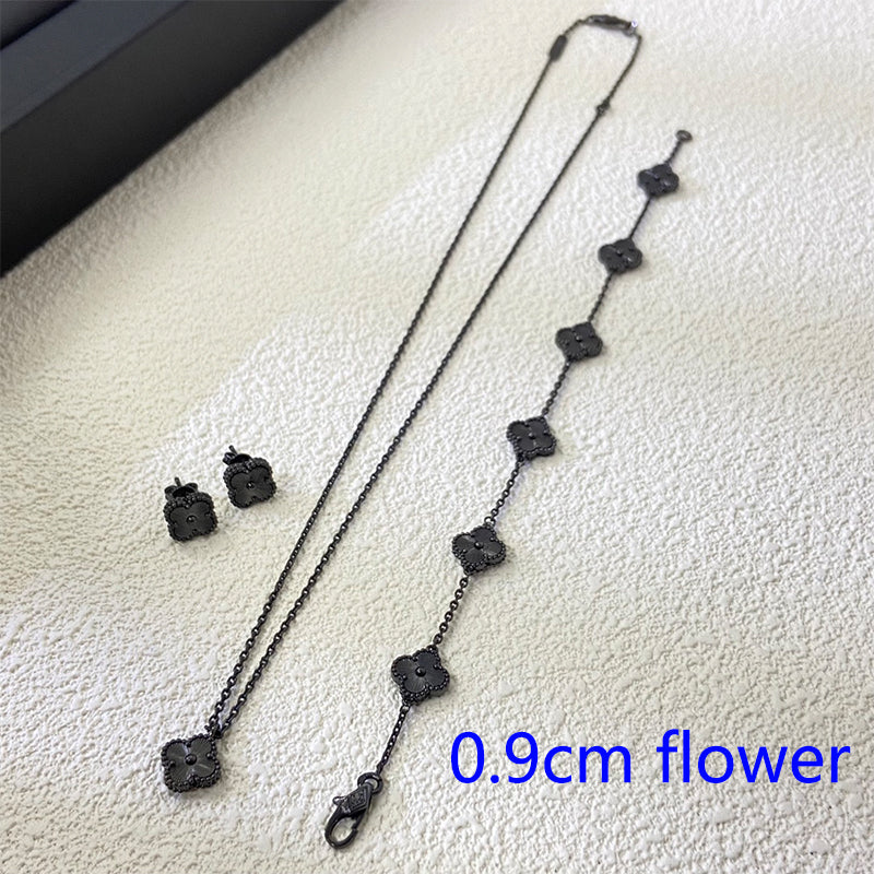 5XVA185KDE Stylish rings,earrings, bracelets,necklaces