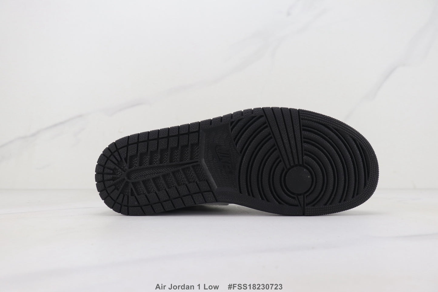 4YN36ZDE Stylish Sneakers (No Box, August-October Big Sale)