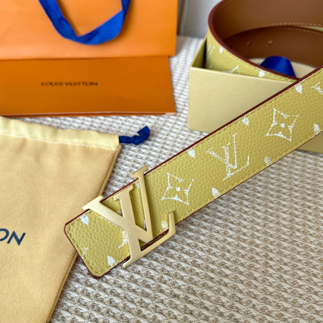 14E131PDE Stylish High quality belt With full package