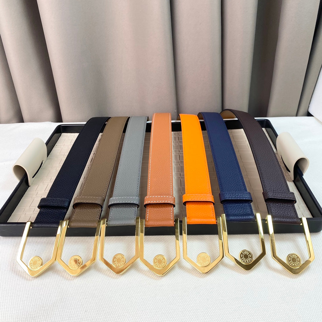 14H107PDE Stylish High quality belt With full package