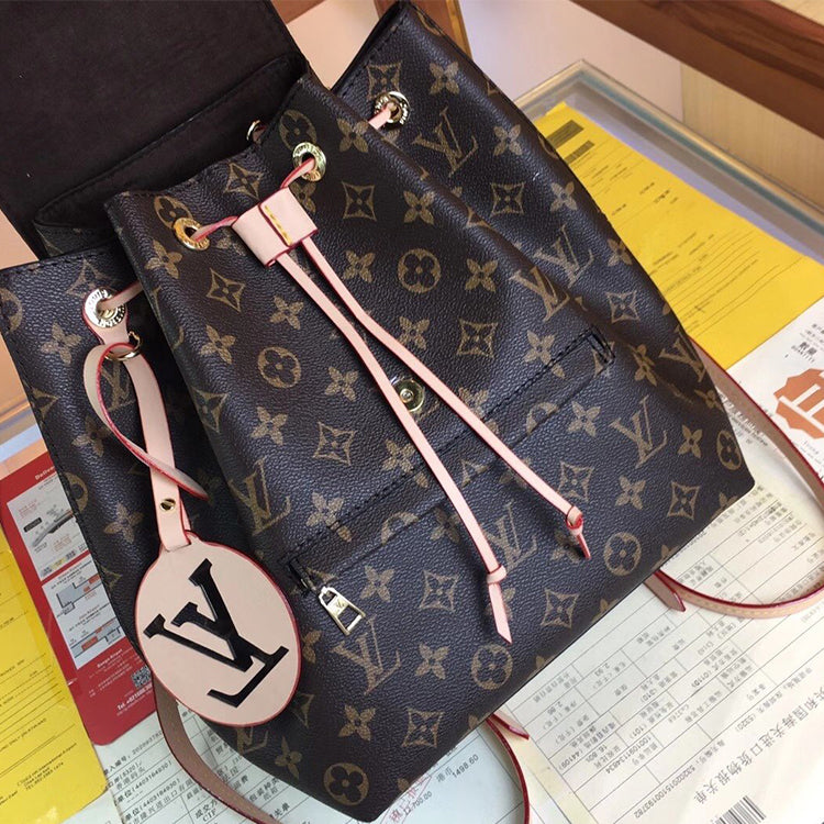 2E5BDE Stylish leather backpacks