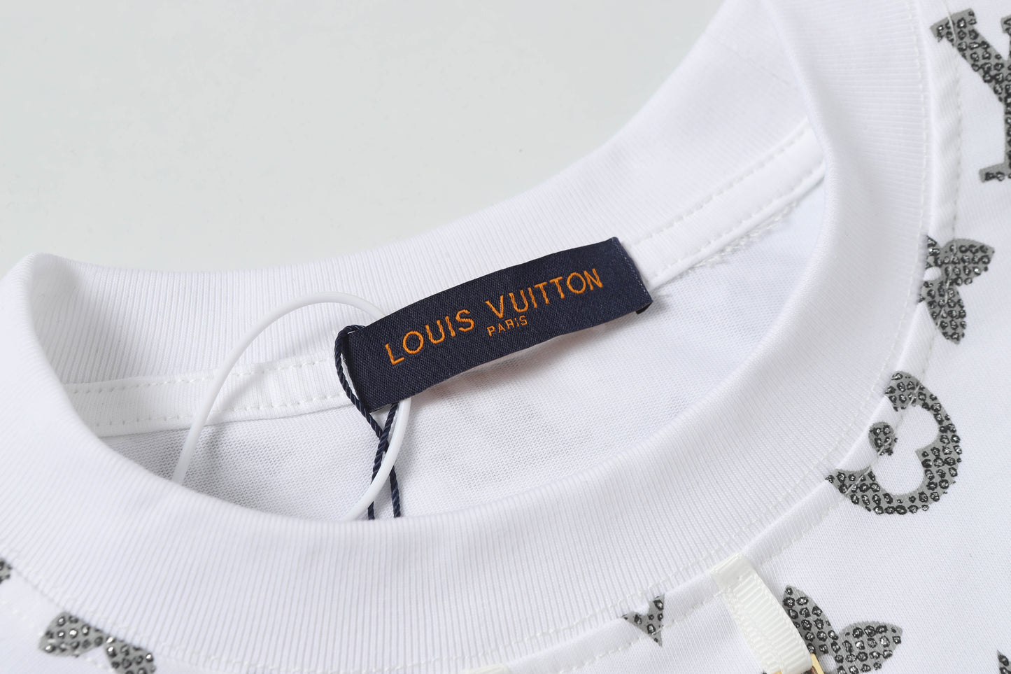145RE152UDE Stylish T-shirt