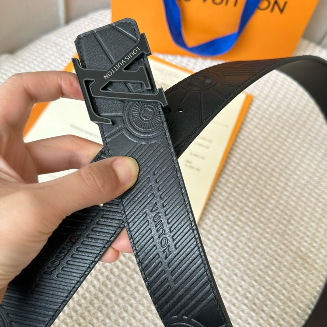 14E48PDE Stylish High quality belt With full package
