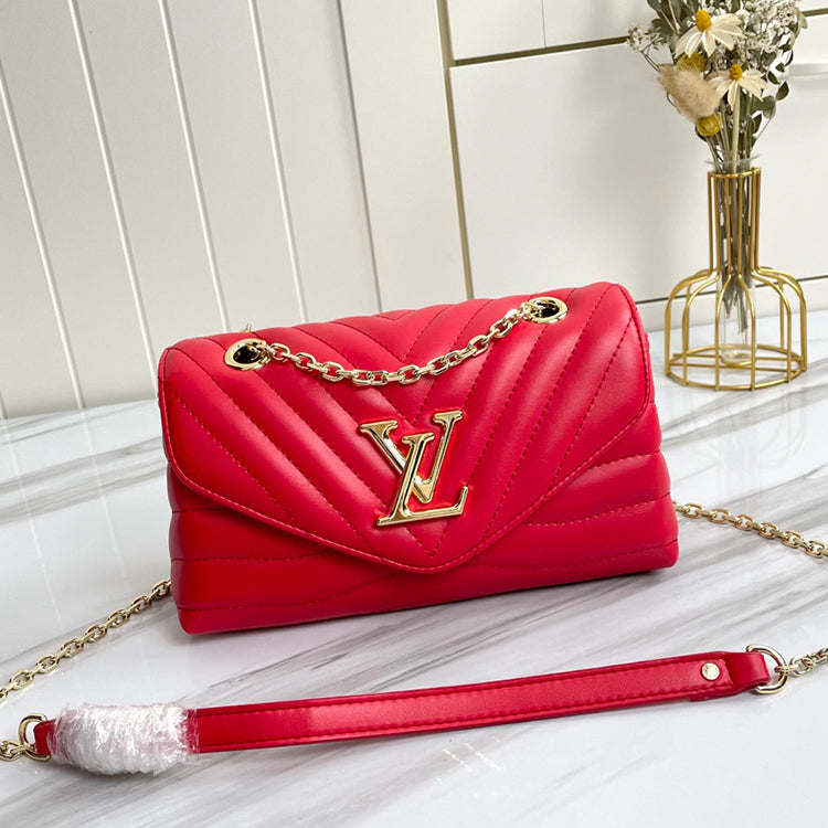 AE028BDE Stylish leather bag