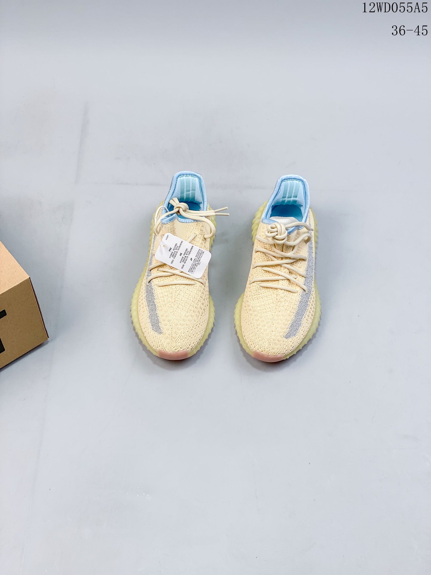 YA02WDE Stylish Sneakers