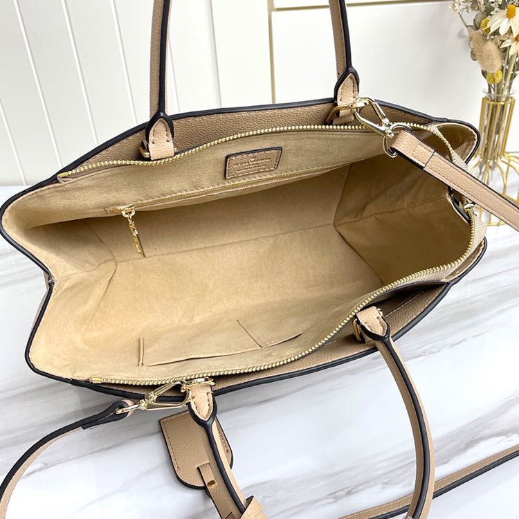 1E059BDE Stylish leather bag