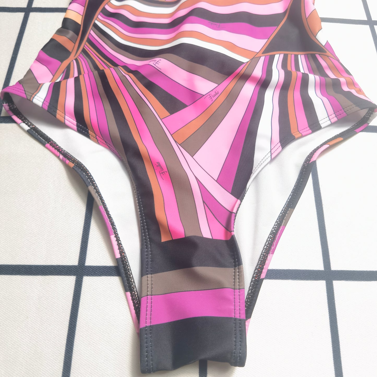 135ZA317YDE Stylish Bikini swimsuit
