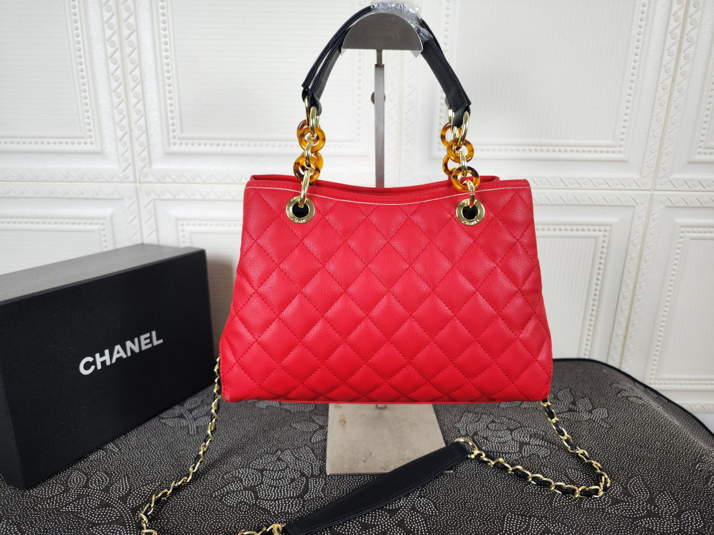 555RB1BDE Stylish leather bag