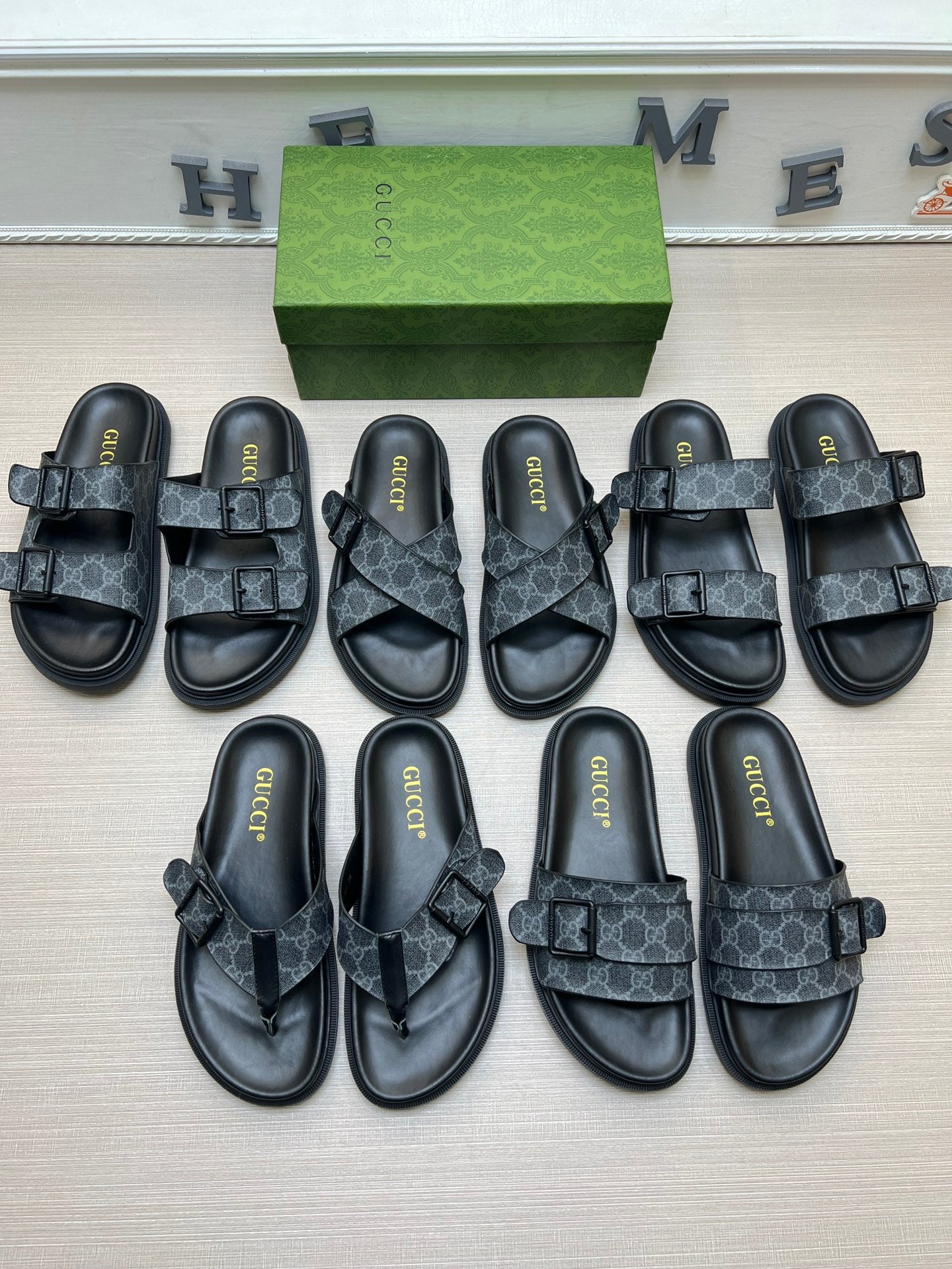 54B92ZDE Stylish slippers