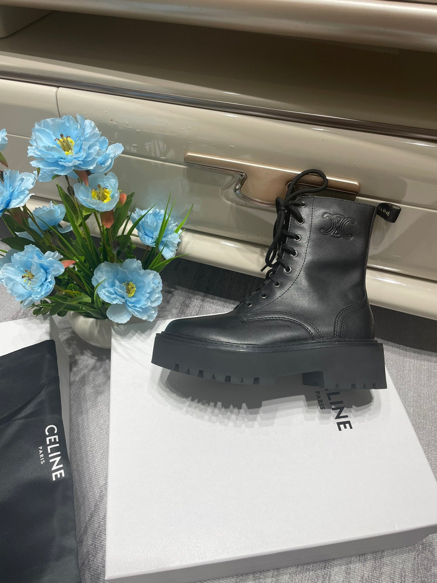 1LCL21ZDE Stylish Boots