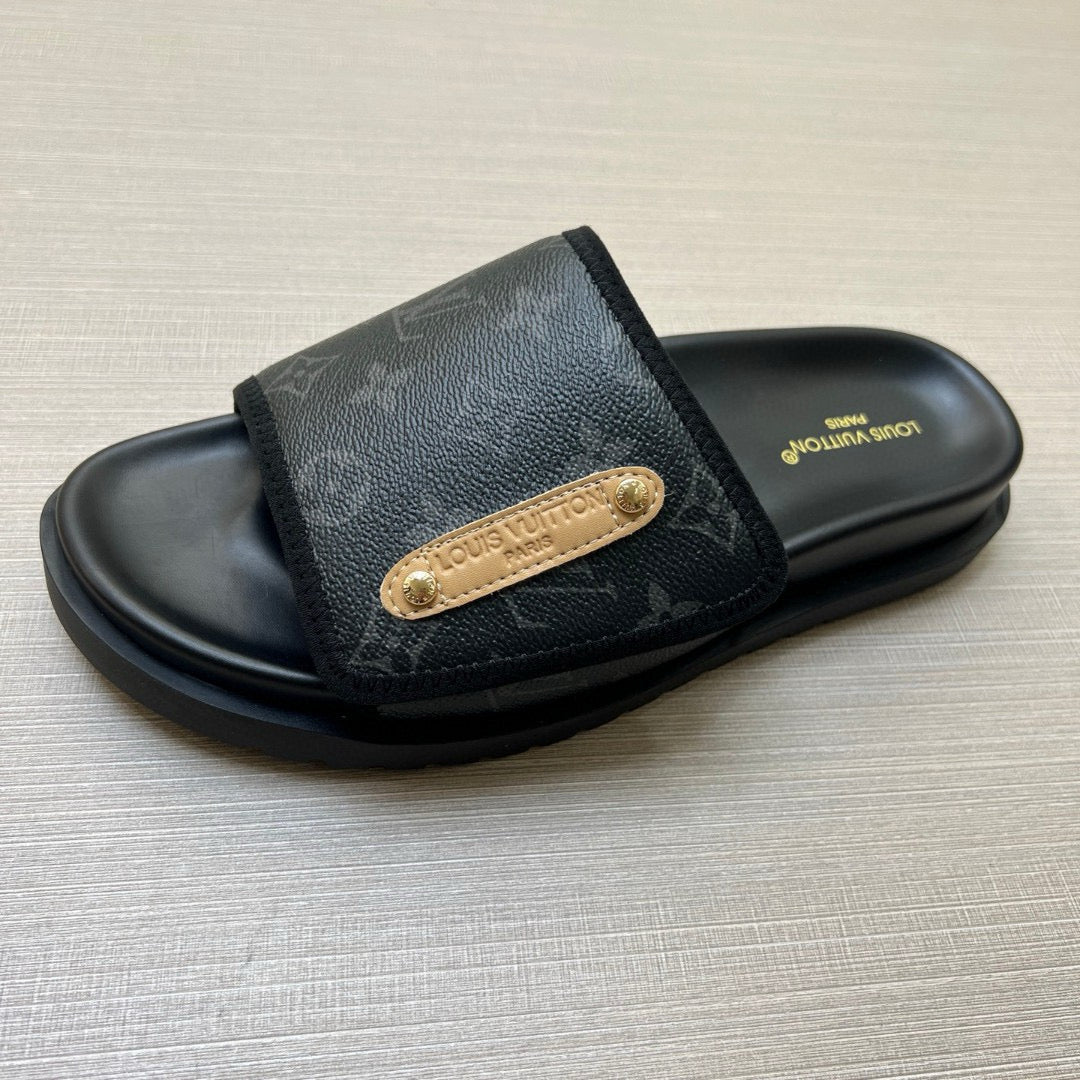 575NE6ZDE Stylish Slippers