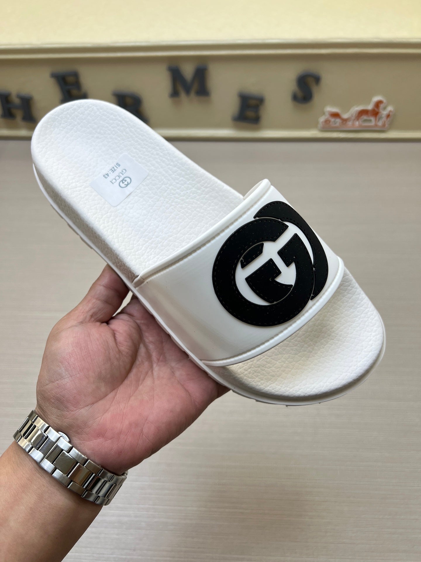 5QB18ZDE Stylish Slippers