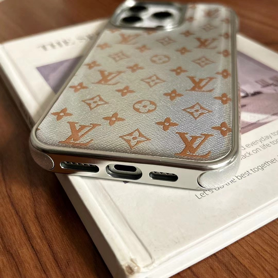 135RE210ADE Stylish Phone Case