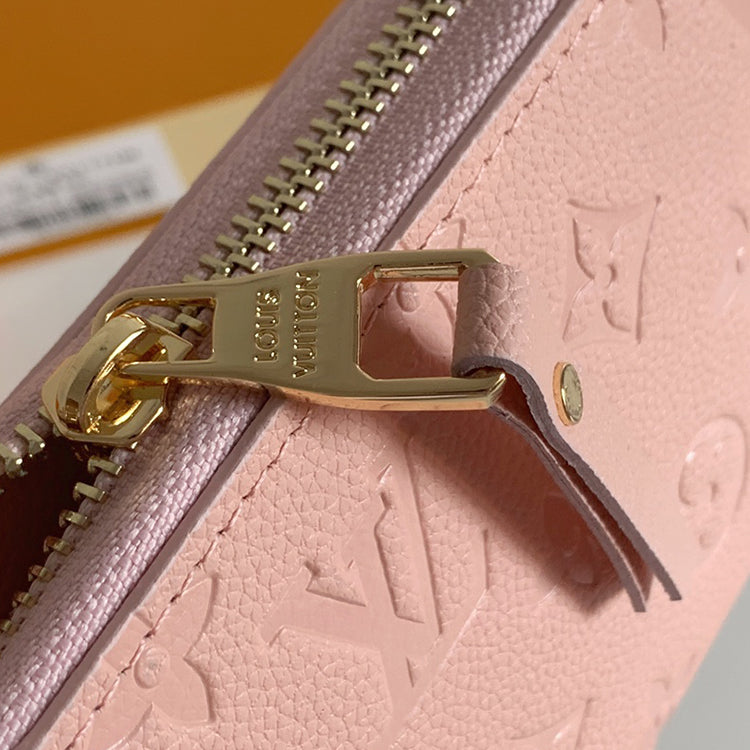 1E06BDE Stylish leather wallets