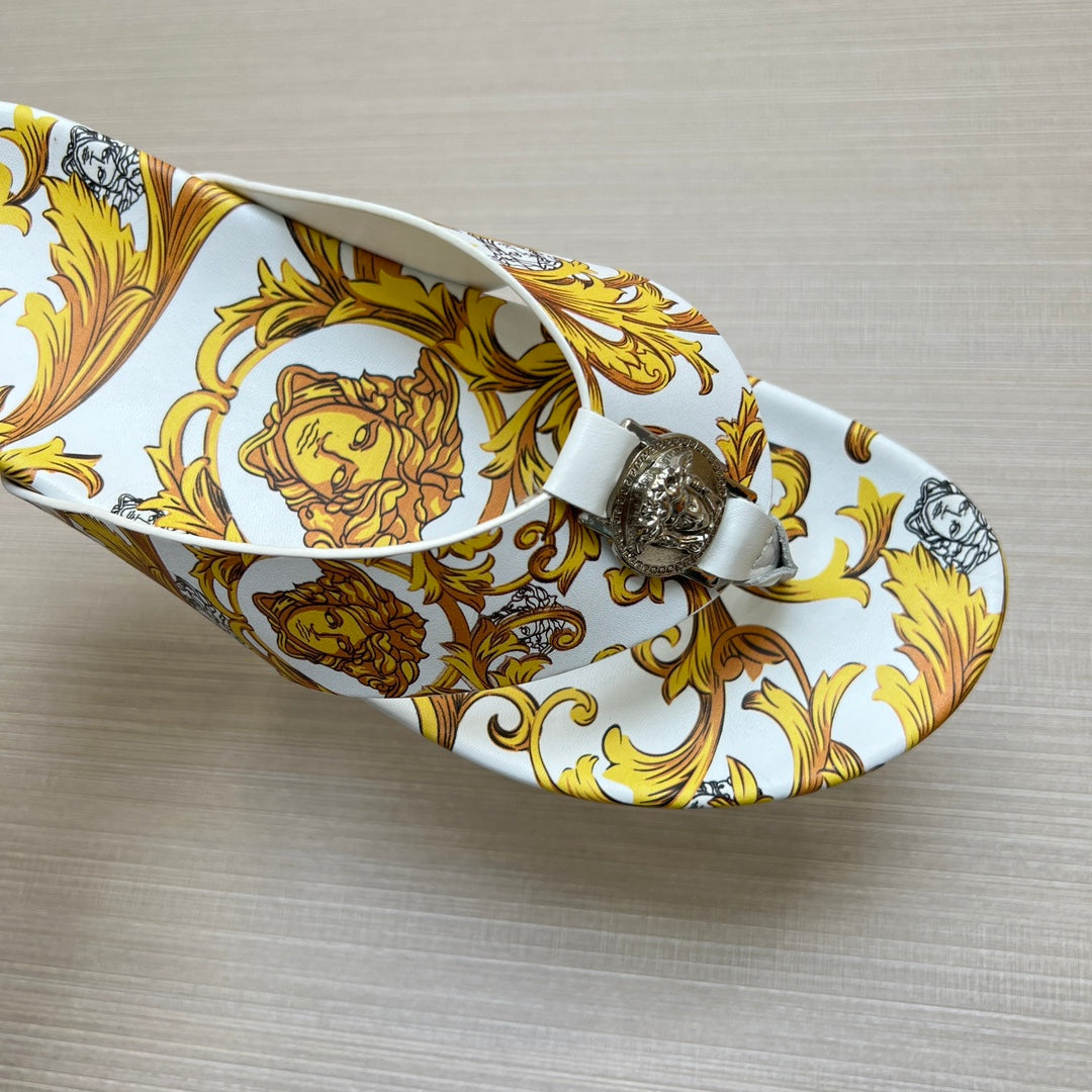 54V96ZDE Stylish slippers