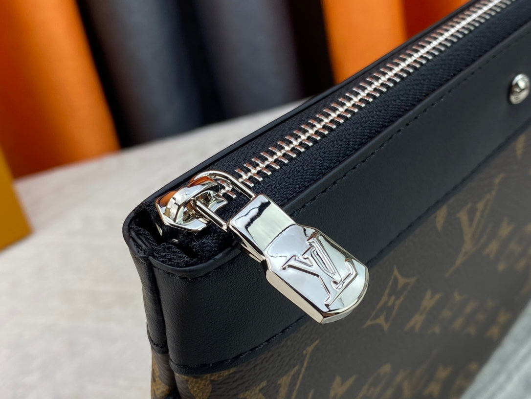 1XE401BDE Stylish leather bag