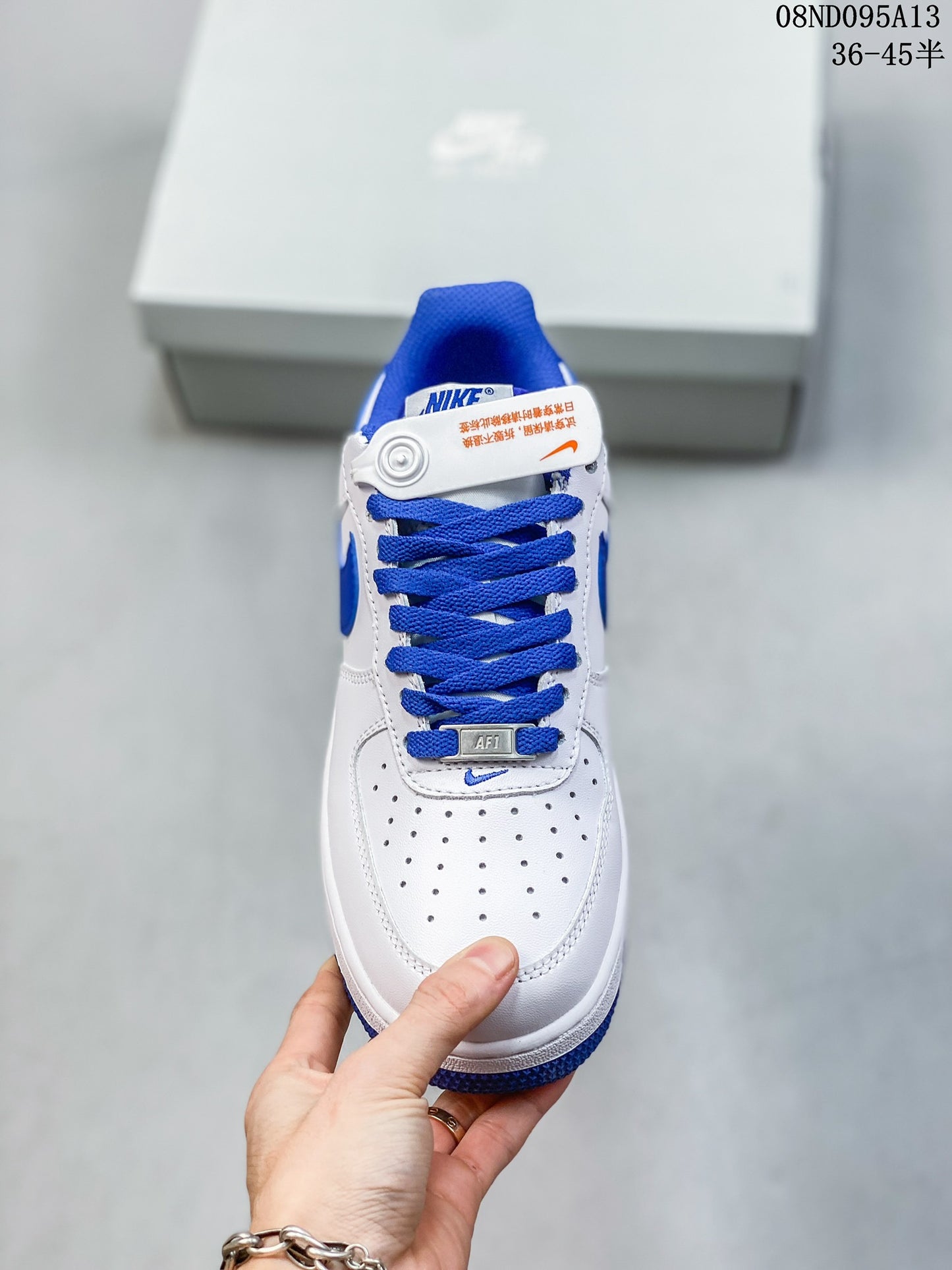 4YN33ZDE Stylish Sneakers (No Box, August-October Big Sale)