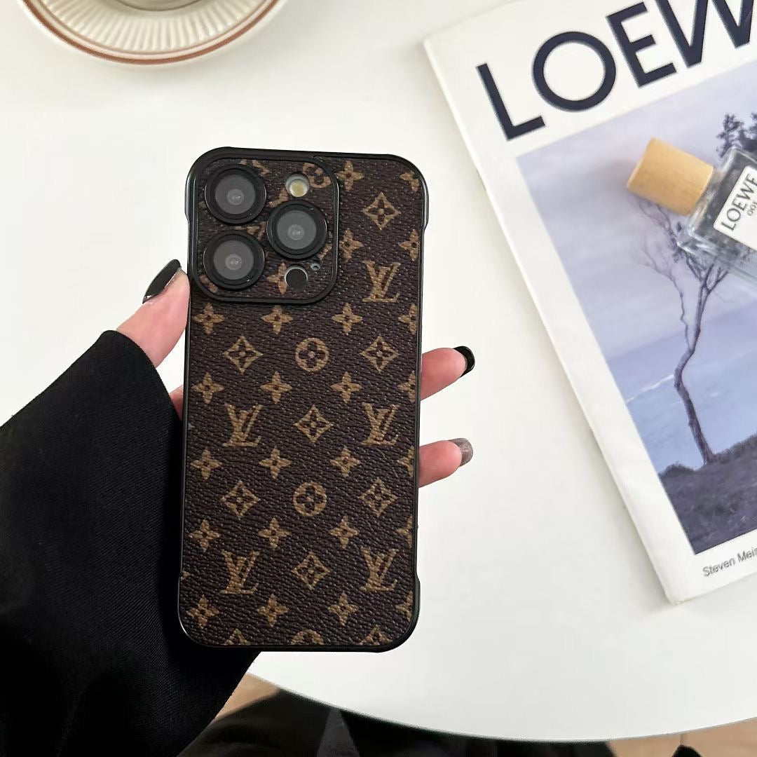 135RE203ADE Stylish Phone Case