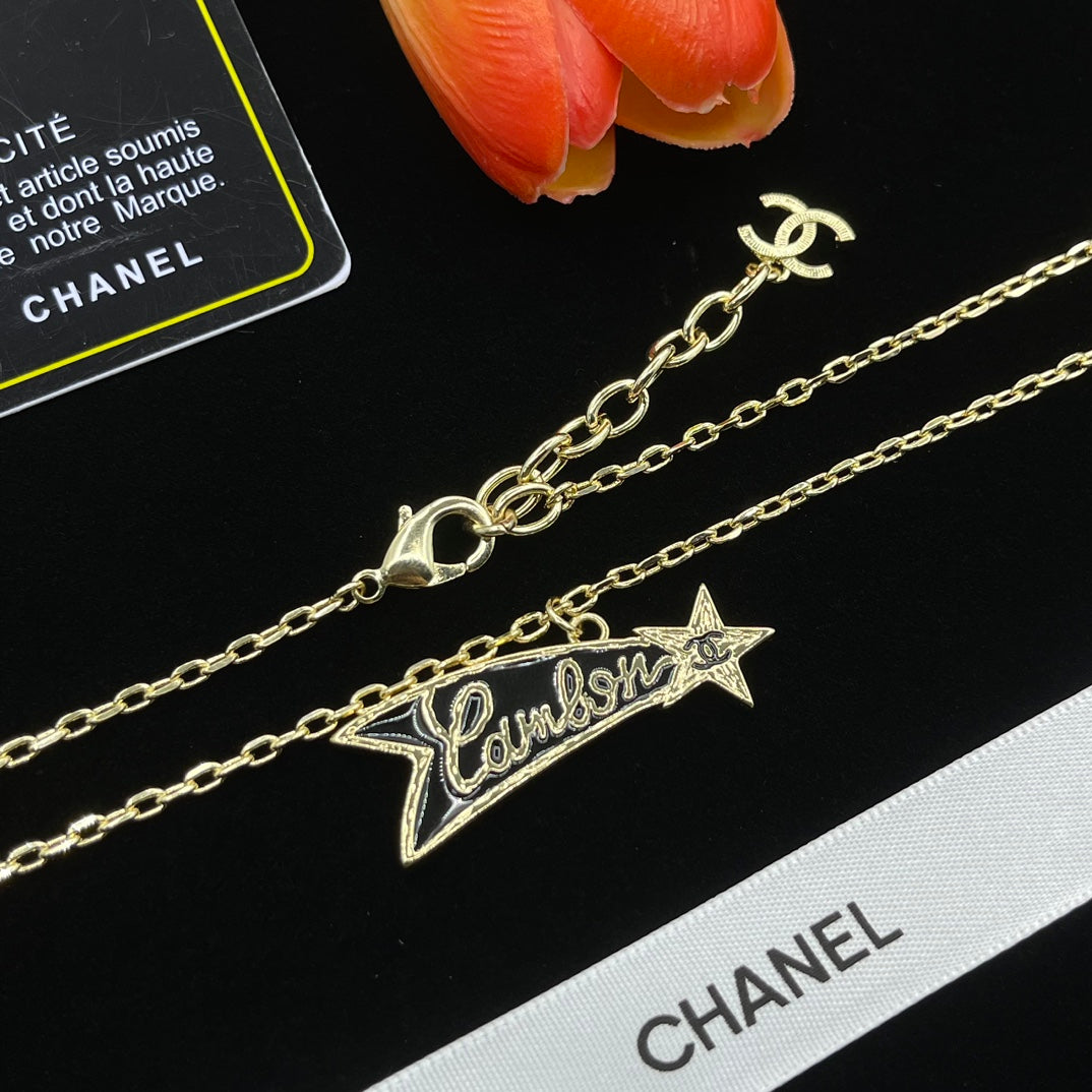 14C926XDE Stylish Necklaces