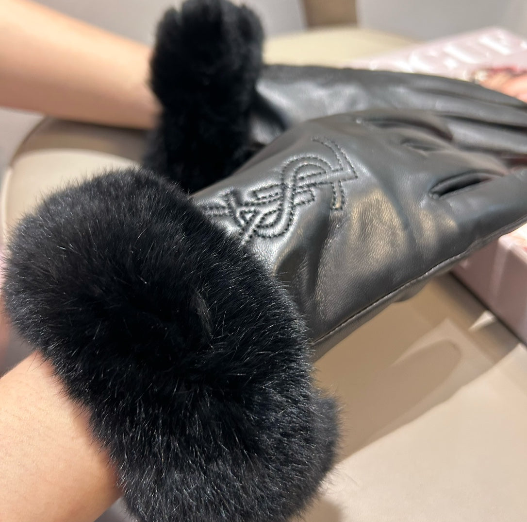 14SL25SDE Stylish Wool gloves