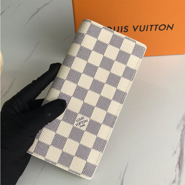 E2BDE Stylish leather wallets