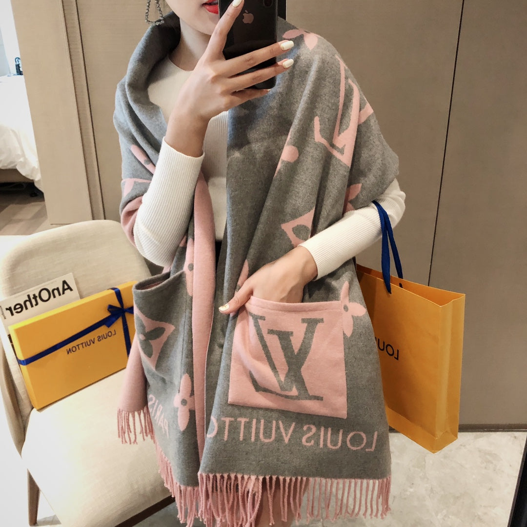 175RE18WDE Stylish Winter Scarves