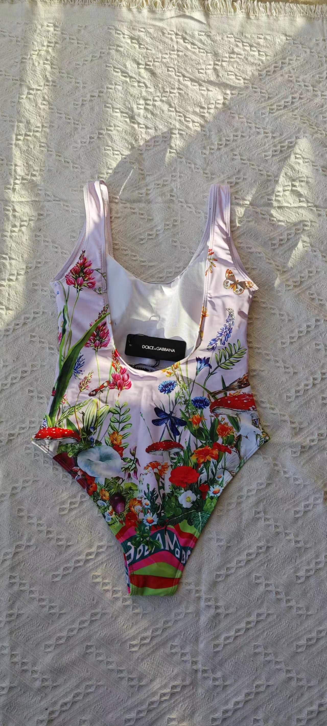 14A123YDE Stylish Bikini swimsuit