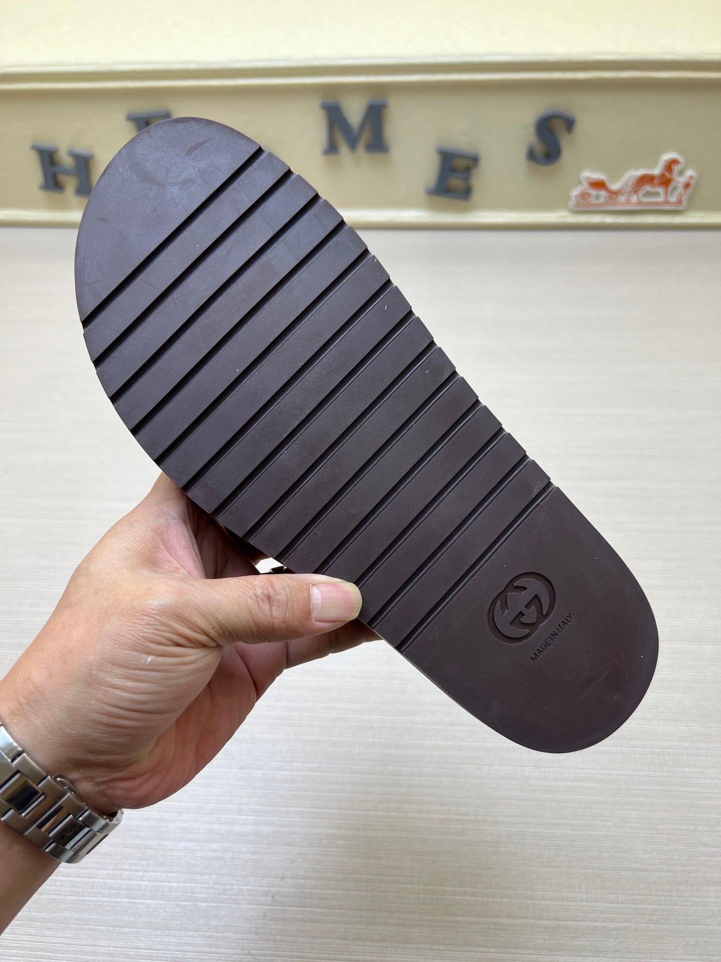 5QB15ZDE Stylish Slippers