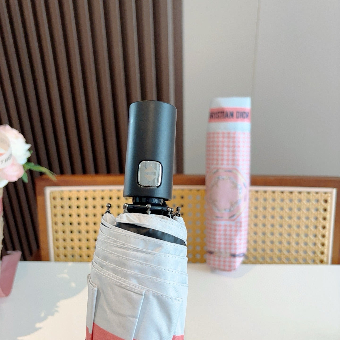 15RD79SDE Stylish UV resistant umbrella