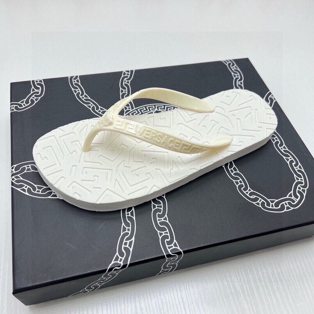 535ZV295ZDE Stylish Slippers
