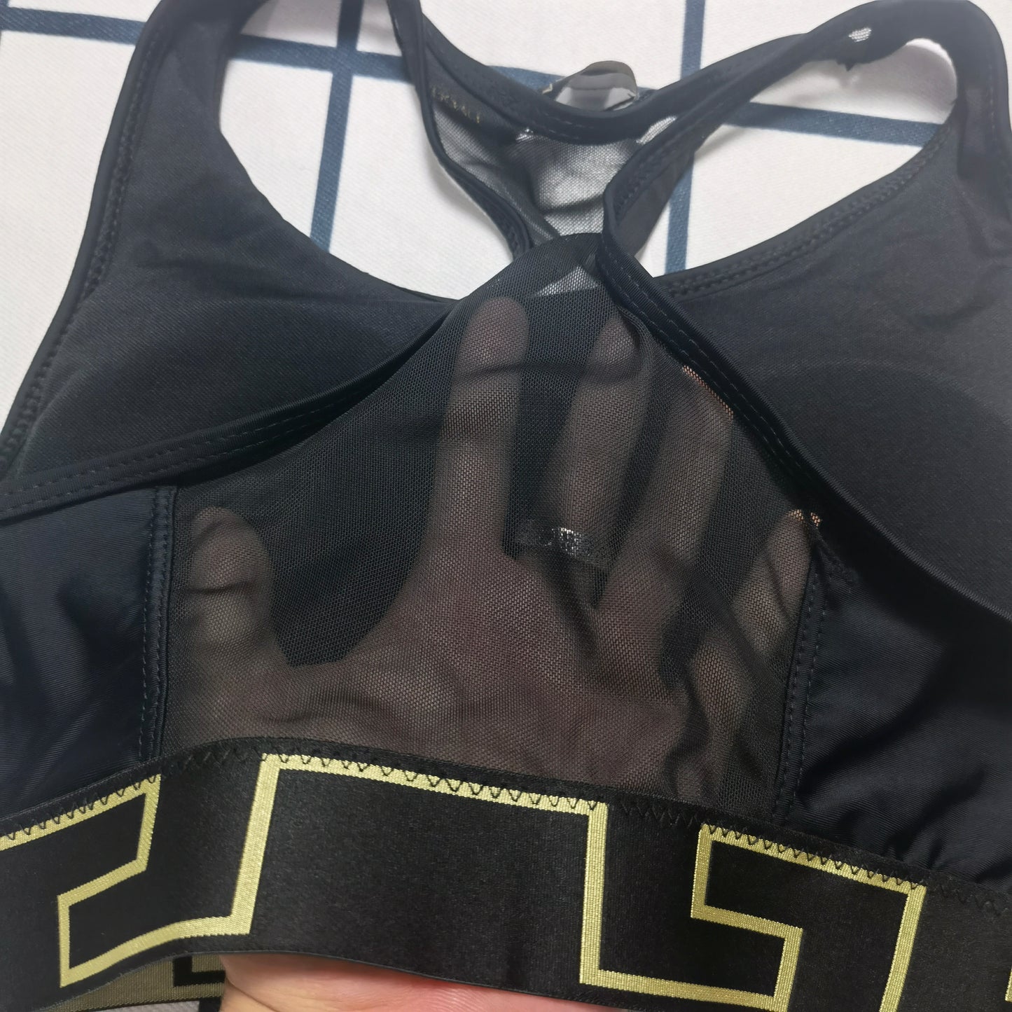 14V88YDE Stylish Long sleeve swimsuit