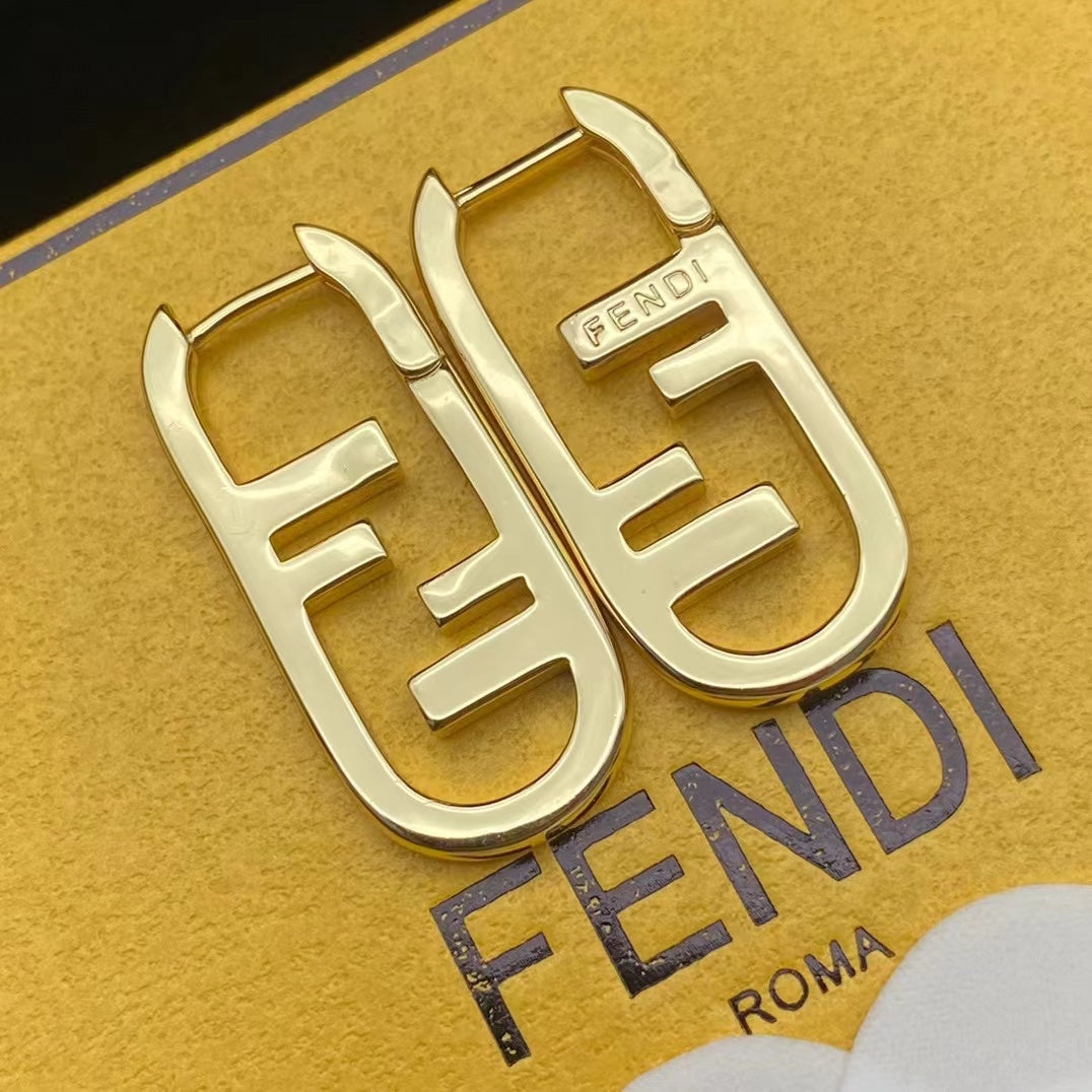 1F195EDE Stylish Earrings