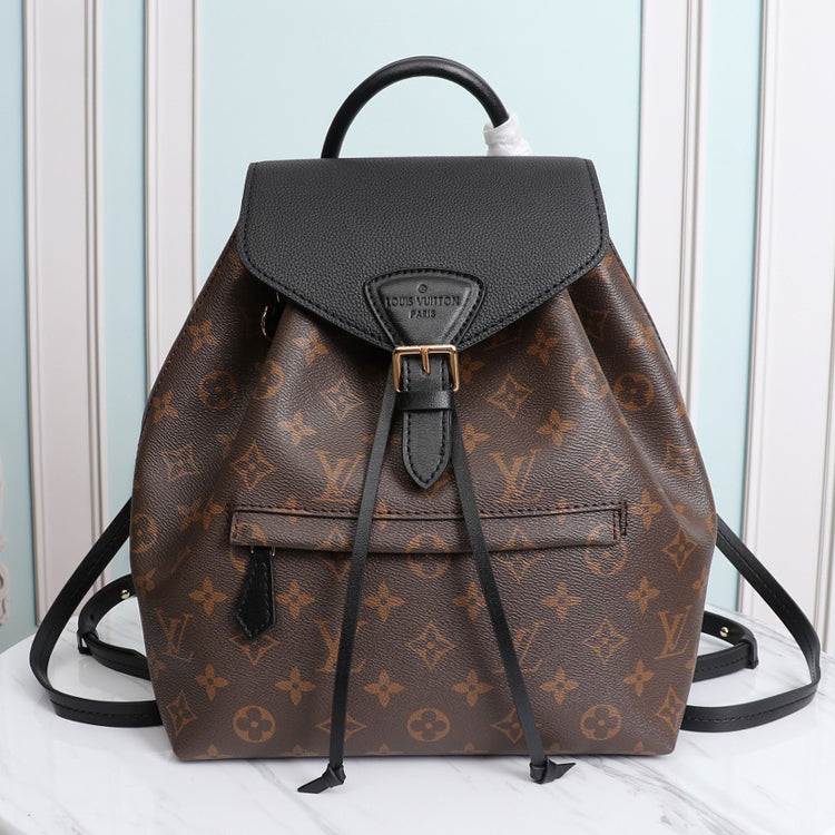 1E067BDE Stylish leather bag