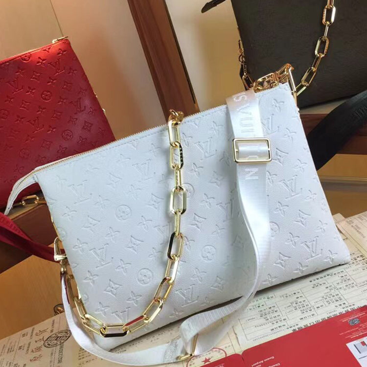 2E42BDE Stylish leather bag