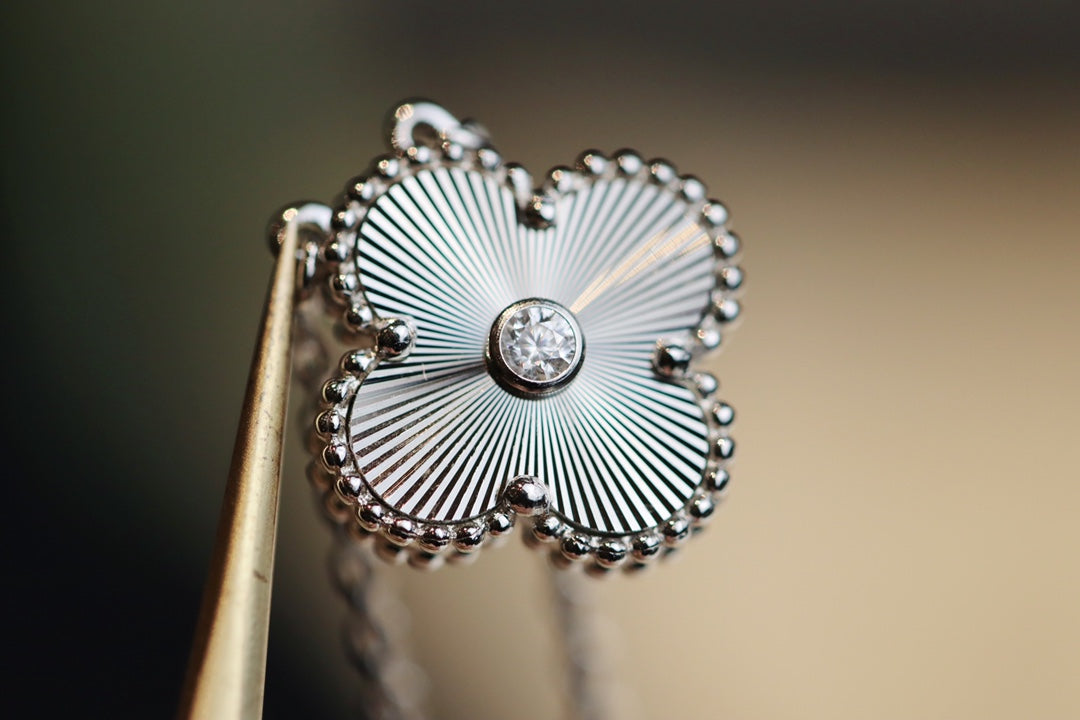 5XVA161XDE Stylish High quality jewelry