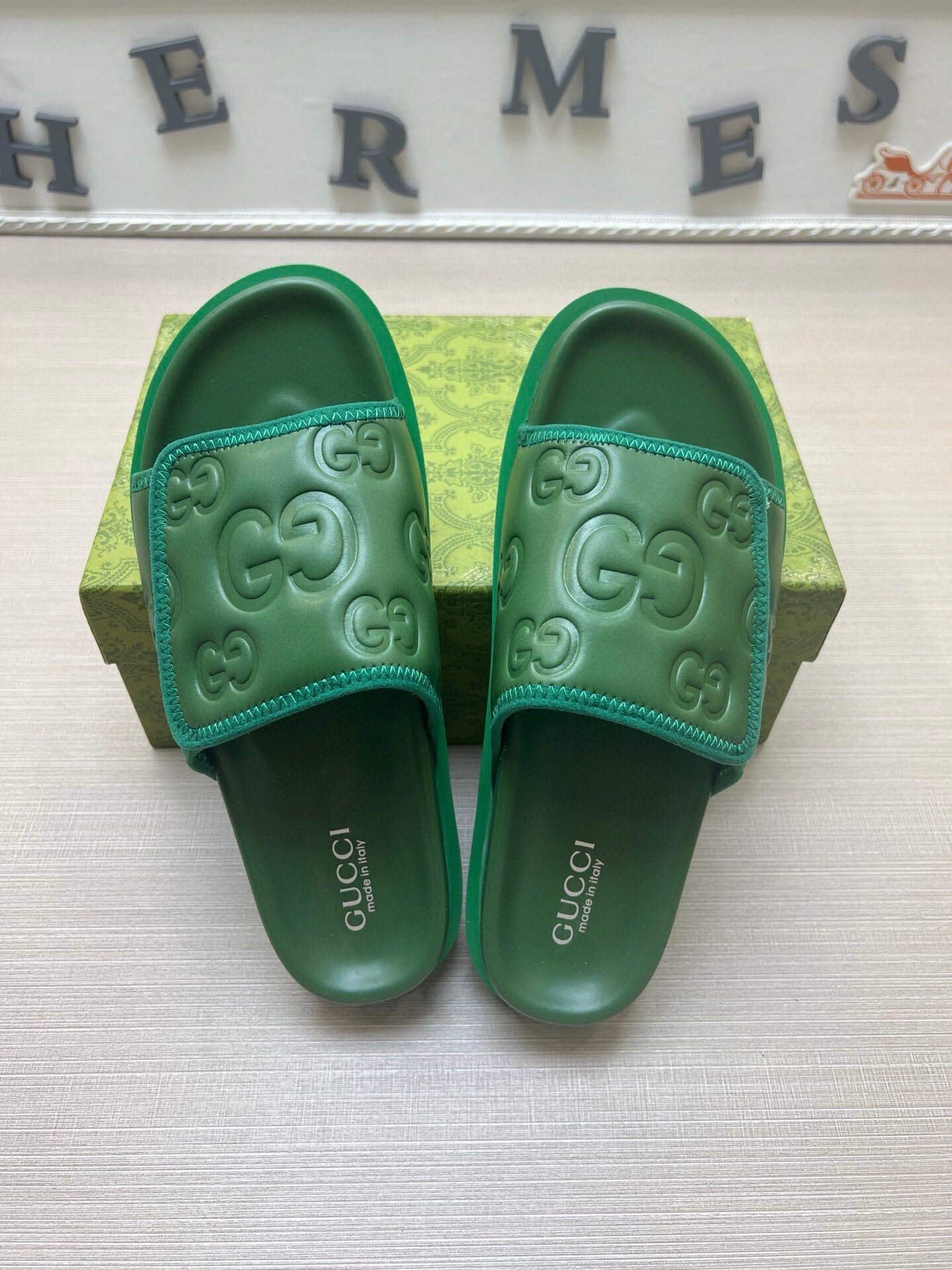 5LB230ZDE Stylish Slippers