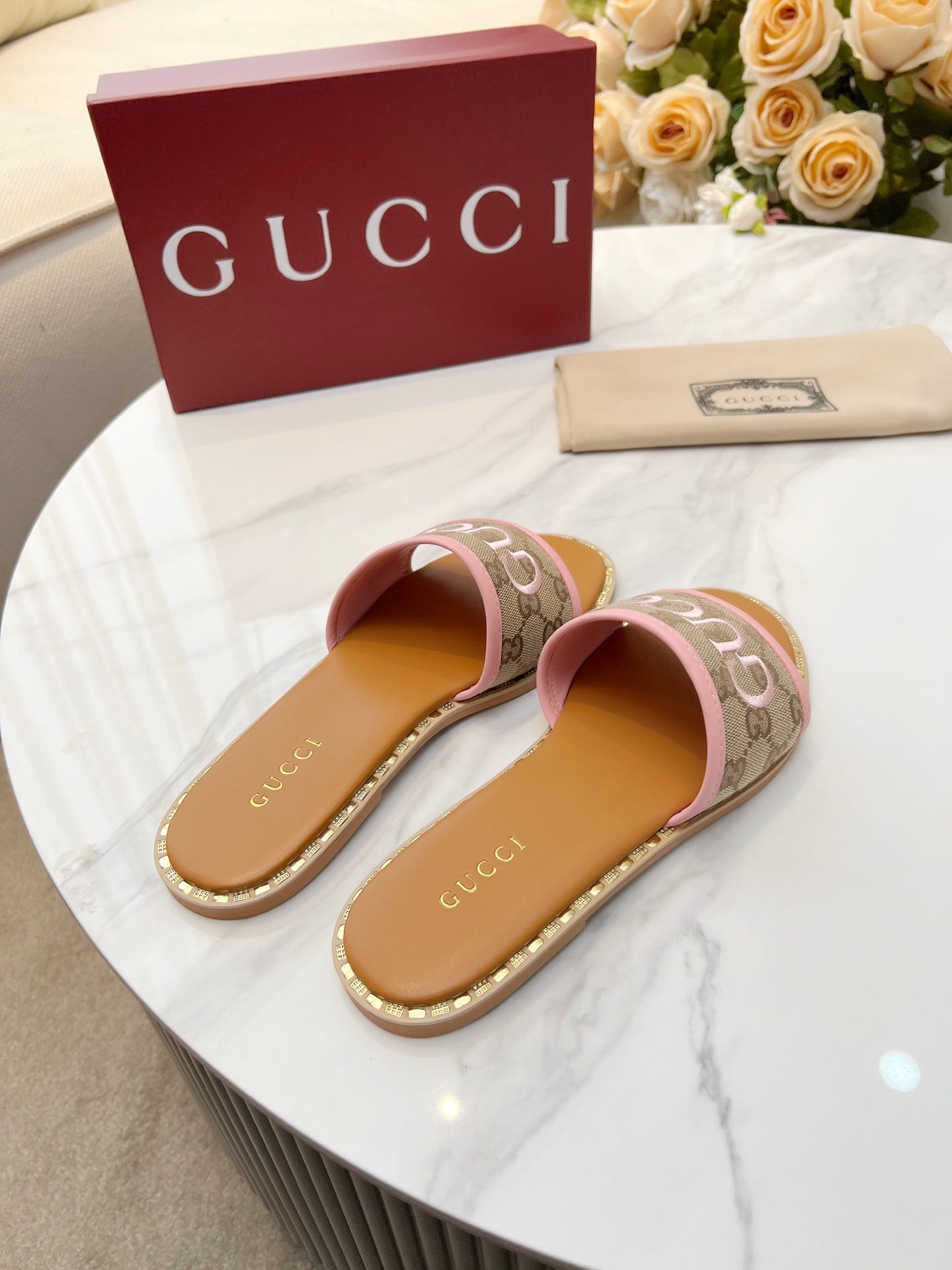 255QB29ZDE Stylish leather Slippers