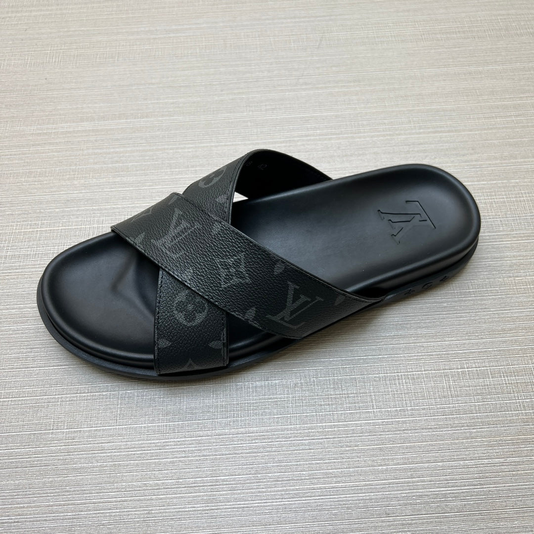 54E56ZDE Stylish slippers
