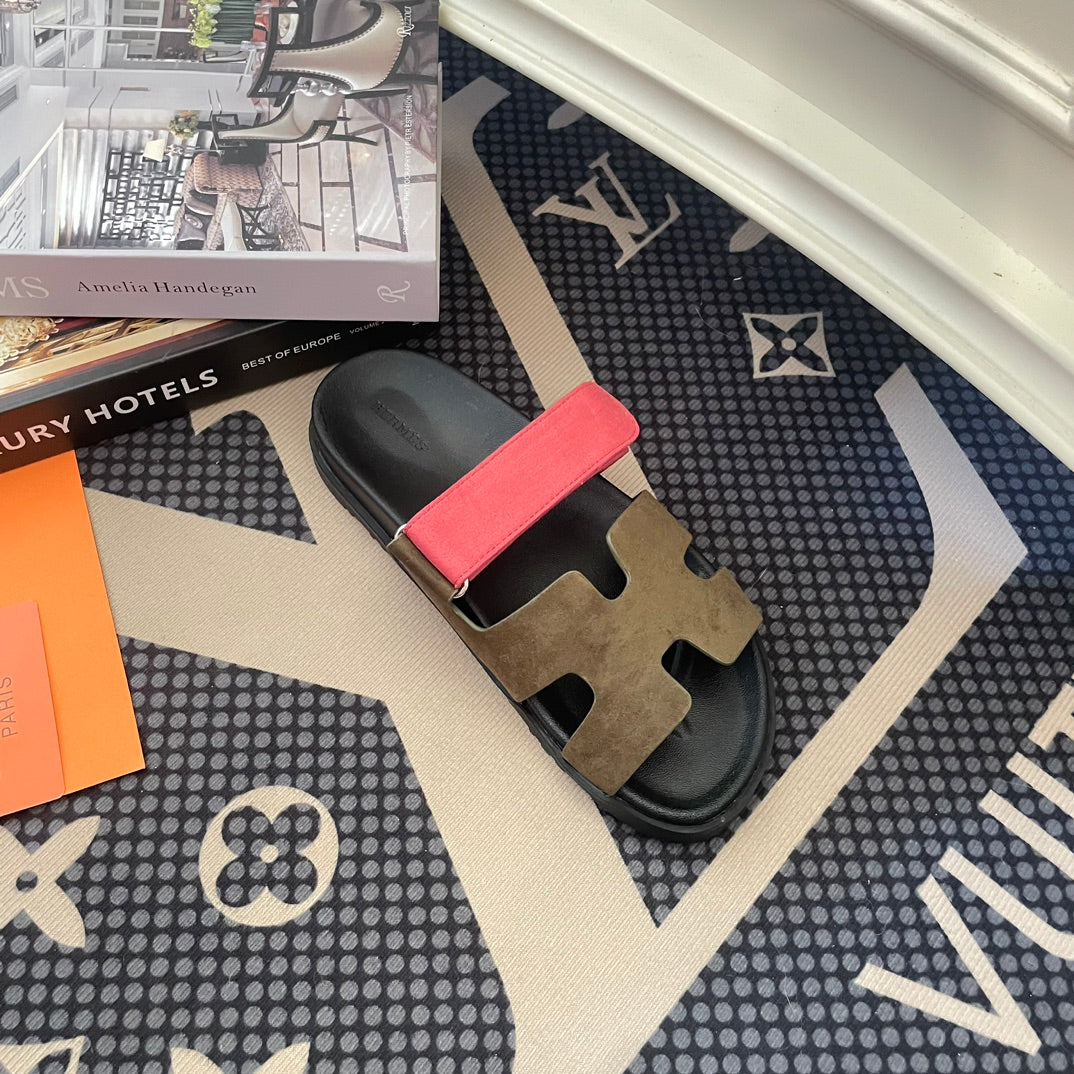 14H2ZDE Stylish sandals