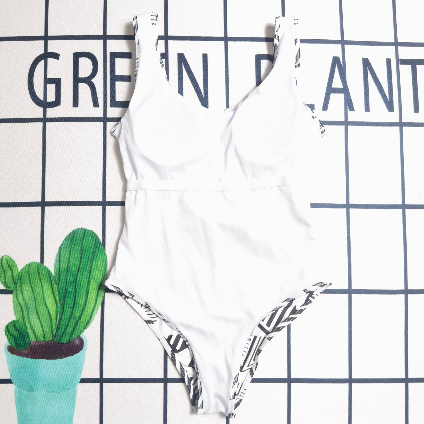 14C82YDE Stylish Bikini swimsuit